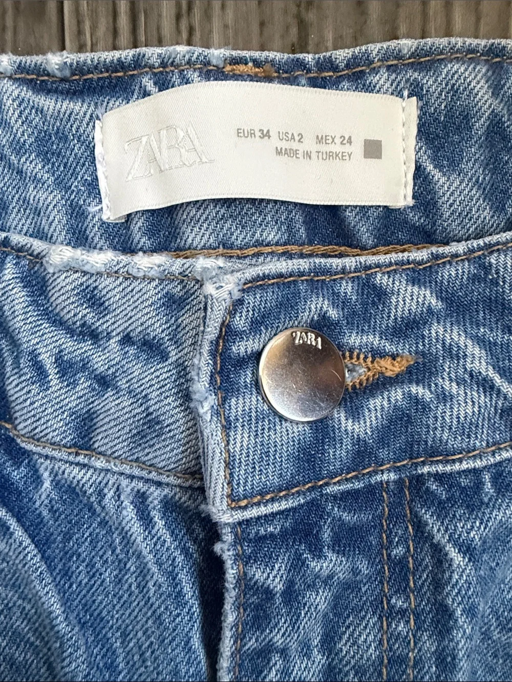 NWT Zara y2k Grunge Festival Mid Waist Ripped Cut Out Straight Jeans Blogger FAV